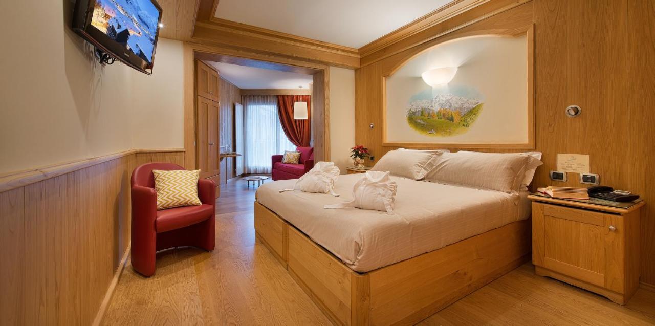 Hotel Baita Montana Livigno Extérieur photo