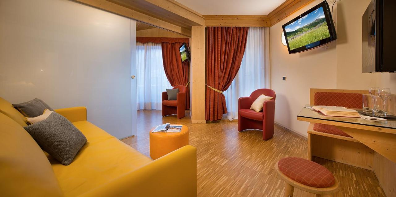 Hotel Baita Montana Livigno Extérieur photo