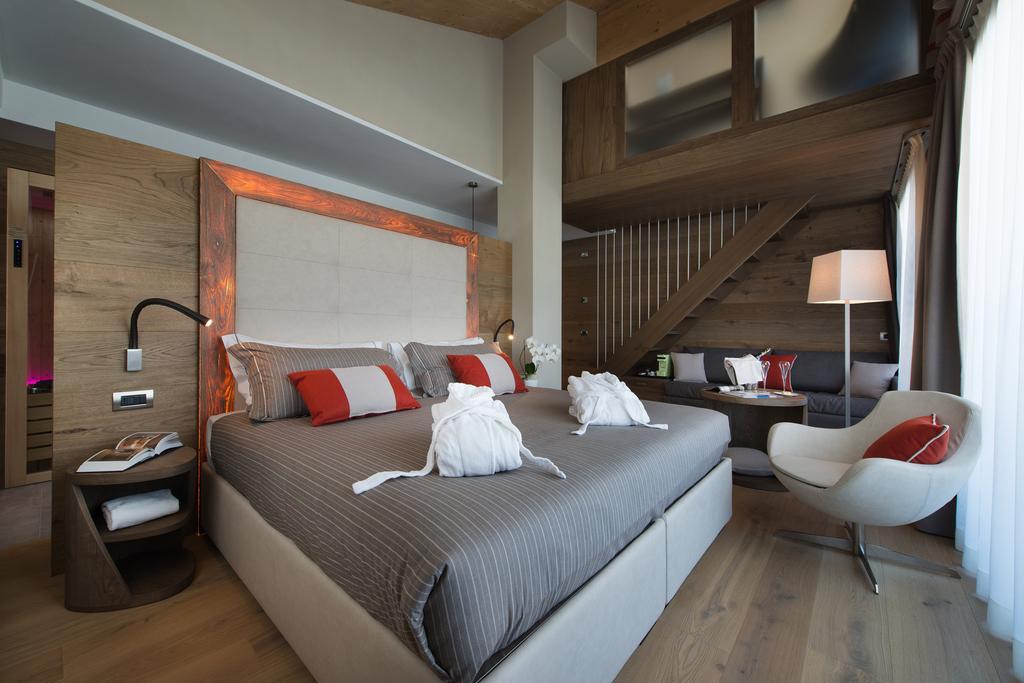 Hotel Baita Montana Livigno Extérieur photo